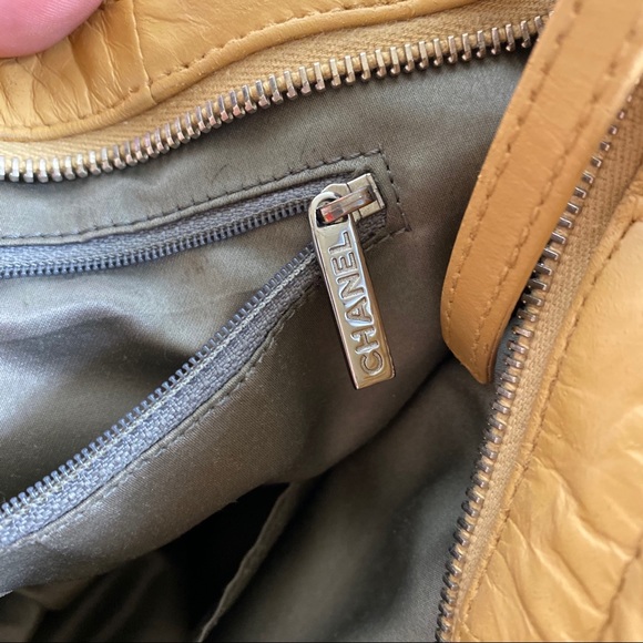 CHANEL Lambskin Sharpei N/S Classic Beige - Picture 6 of 8